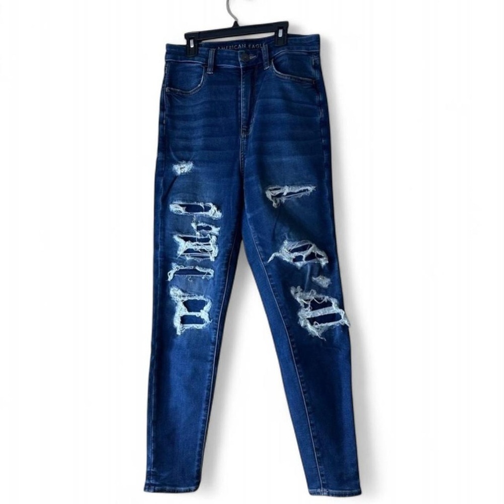 American Eagle Outfitters Women's Distressed Blue curvy highest rise jegging